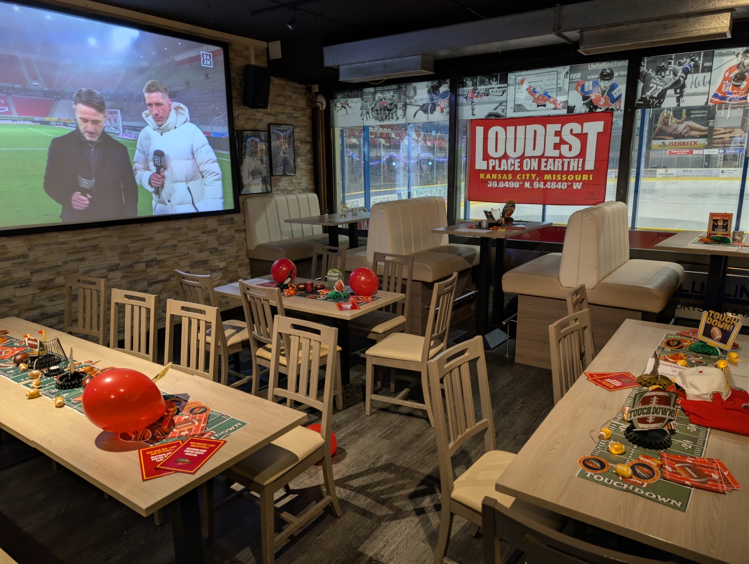 German Arrowheads Fans beim gemeinsamen Mitfiebern in Hamm
